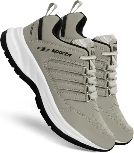 SPORTS SHOES
